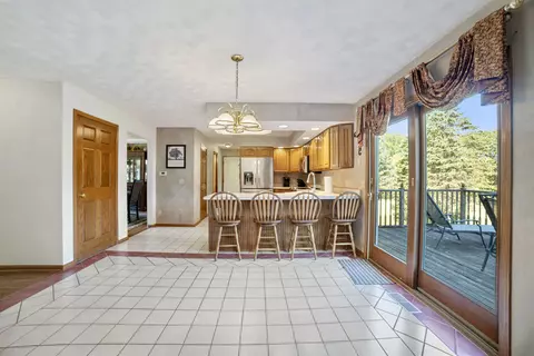 12431 Breezefield Cir, Roscoe, IL 61073 photo 16