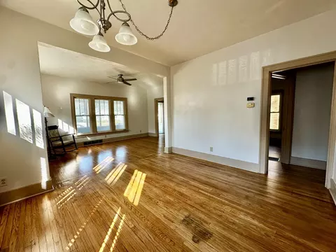 45 N Sunset Ave, Freeport, IL 61032 photo 6
