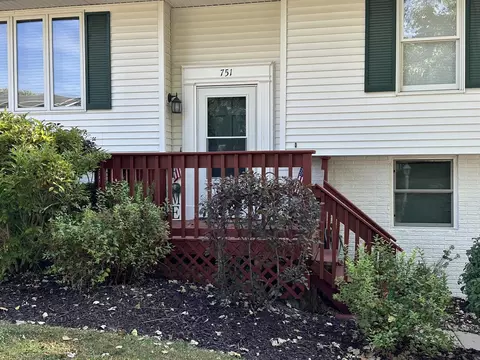 Exterior - 751 Shimer Dr, Freeport, IL 61032 photo 4 of 10