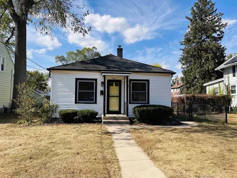 2216 N N Ct, Rockford, IL 61103