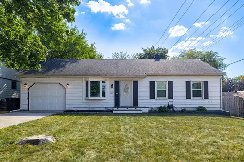 4805 Waukegan, Rockford, IL 61108