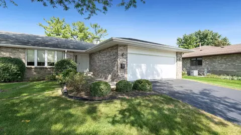 6636 Timberline Rd, Rockford, IL 61108
