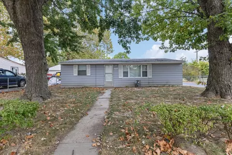 7525 Mildred Rd, Machesney Park, IL 61115