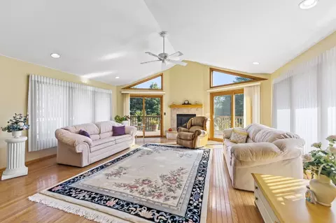 810 Southgate Dr, Lake Summerset, IL 61019 photo 3
