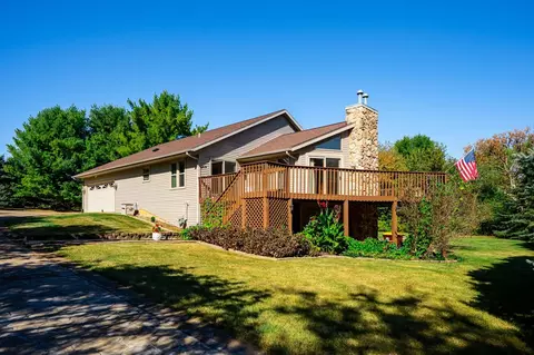 810 Southgate Dr, Lake Summerset, IL 61019