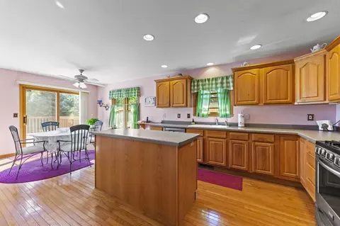 810 Southgate Dr, Lake Summerset, IL 61019 photo 7