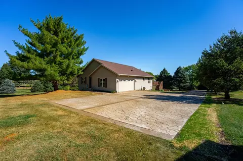 810 Southgate Dr, Lake Summerset, IL 61019 photo 31