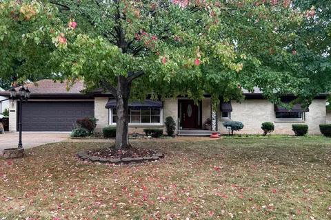1461 Williamsburg, Rockford, IL 61107