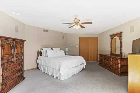 9802 River Bend Dr, Roscoe, IL 61073 photo 23
