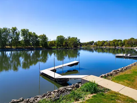 9802 River Bend Dr, Roscoe, IL 61073 photo 43