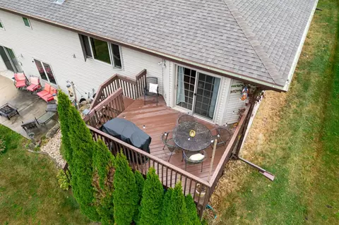 Exterior - 1397 Pier Dr, Lake Summerset, IL 61019 photo 3 of 5