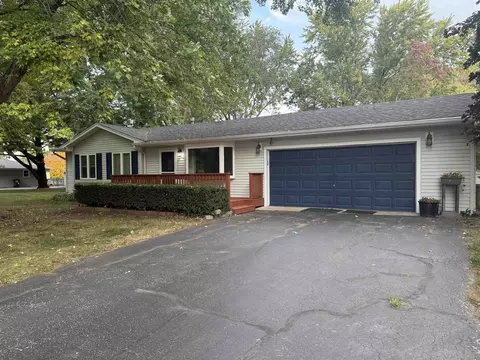 4356 Antelope Dr, Rockford, IL 61109