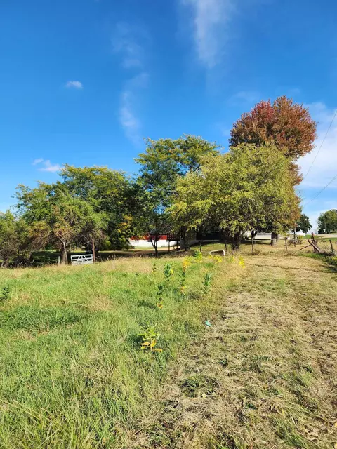 Exterior - 205 Il Rte 64, Lanark, IL 61046 photo 18 of 28