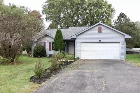 510 SW Constitution Dr, Poplar Grove, IL 61065