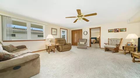 Living - 511 W Blackhawk Dr, Byron, IL 61010 photo 2 of 8