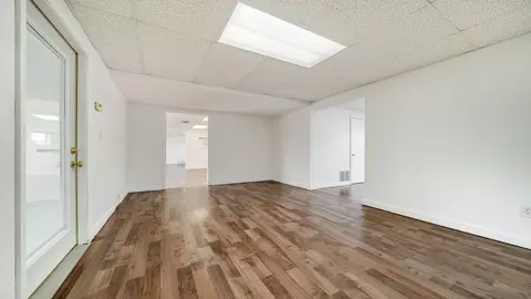 Living - 511 W Blackhawk Dr, Byron, IL 61010 photo 6 of 8