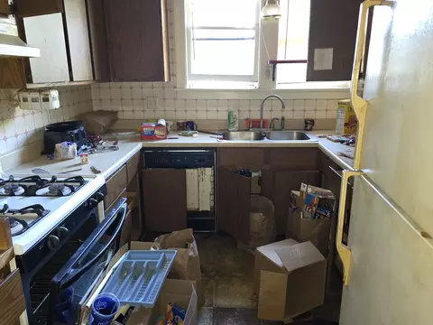19 E Pershing St, Freeport, IL 61032 photo 7