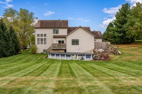 Exterior - 5166 E Hubbard Trl, Byron, IL 61010 photo 3 of 5