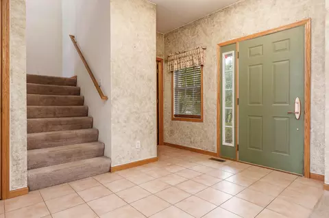 Entry Way - 5166 E Hubbard Trl, Byron, IL 61010 photo 1 of 3