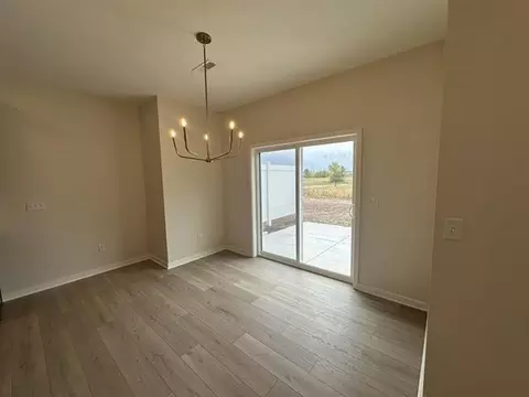3156 S Bartells Dr, Beloit, WI 53511 photo 10