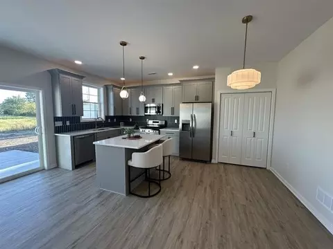 3154 S Bartells Dr, Beloit, WI 53511 photo 10
