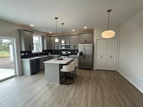 3154 S Bartells Dr, Beloit, WI 53511 photo 11