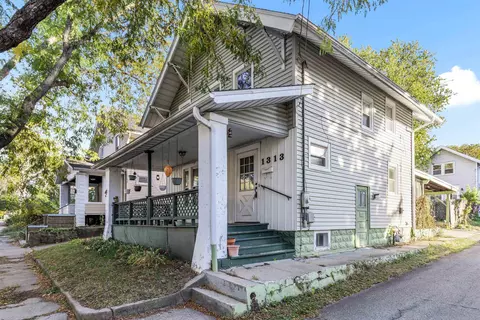 1313 Benton St, Rockford, IL 61107