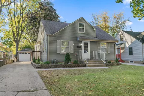 3243 Carolina Ave, Rockford, IL 61108