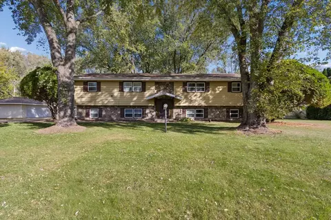 14159 Talcott Dr, South Beloit, IL 61080