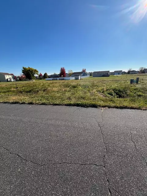 194 Harvest Glenn Dr, Davis Junction, IL 61020