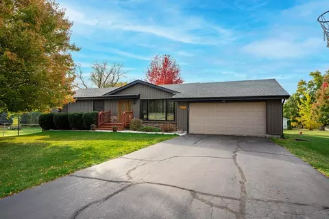 295 Forestcliff Ct, Lake Summerset, IL 61019