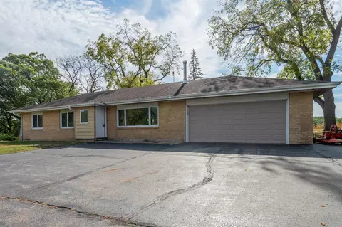 1785 W Pines Rd, Oregon, IL 61061