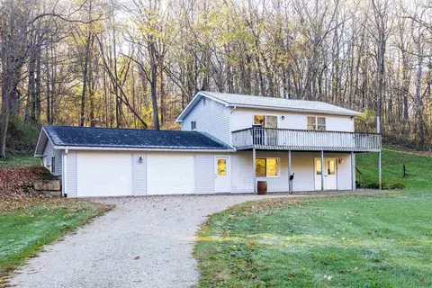 1021 E Schapville Rd, Elizabeth, IL 61028