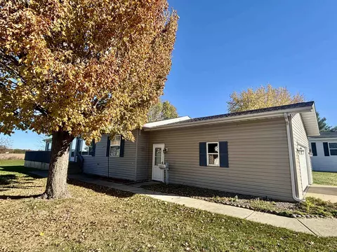 214 E Wood, Belvidere, IL 61008