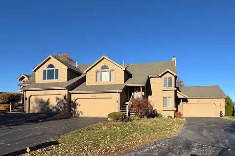 6128 Garrett Ln, Rockford, IL 61107