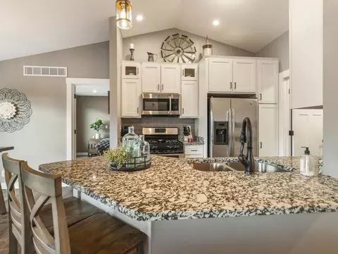1464 Chadbourne Dr, Lake Summerset, IL 61019 photo 12