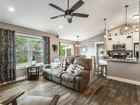 1464 Chadbourne Dr, Lake Summerset, IL 61019 photo 22