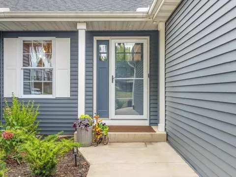 1464 Chadbourne Dr, Lake Summerset, IL 61019 photo 2