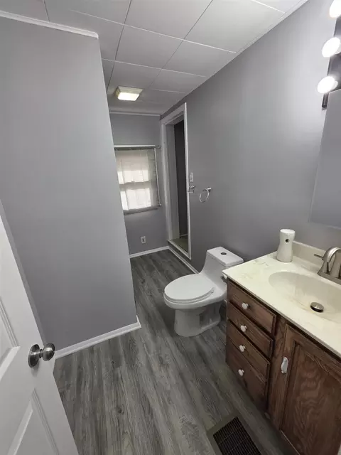 Bath - 111 Empire, Freeport, IL 61032 photo 3 of 3
