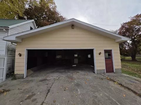 Other - 111 Empire, Freeport, IL 61032 photo 1 of 9