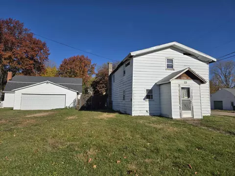 412 E Colden St, Polo, IL 61064 photo 2
