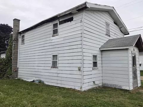 412 E Colden St, Polo, IL 61064 photo 4