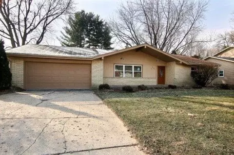 5191 Welsh Rd, Rockford, IL 61107