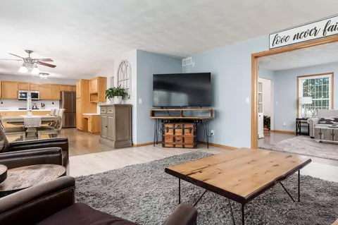 4621 Lindbloom Ln, Cherry Valley, IL 61016 photo 16