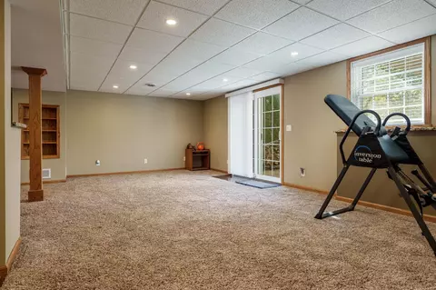 4621 Lindbloom Ln, Cherry Valley, IL 61016 photo 47