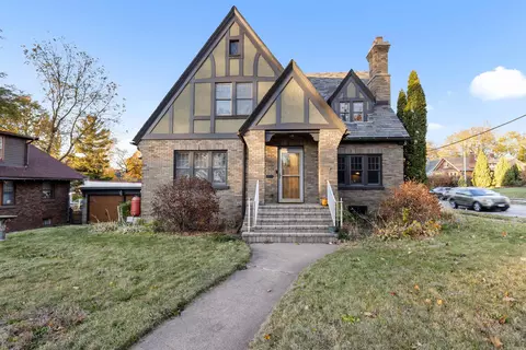 2322 E State St, Rockford, IL 61107