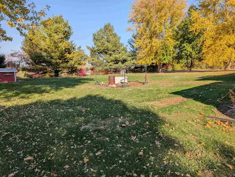 2042 Kenneth Dr, Freeport, IL 61032 photo 26