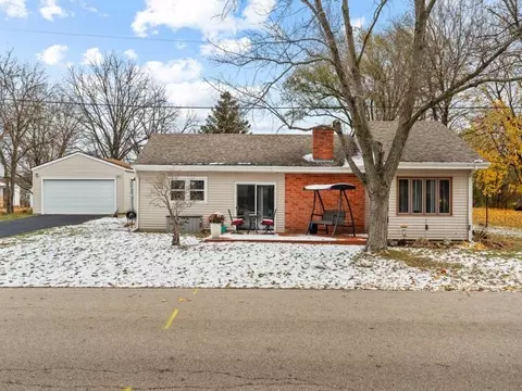 3737 S Mill Rd, Cherry Valley, IL 61016