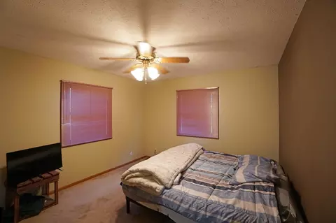 Bedroom - 502 Corkhill Ct, Davis, IL 61019 photo 2 of 5