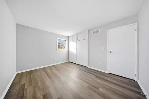 Bedroom - 2065 W Fairview Rd, Freeport, IL 61032 photo 1 of 6